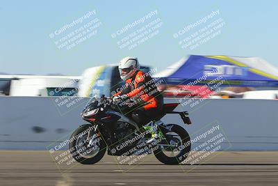 media/Nov-06-2023-Moto Forza (Mon) [[ce023d0744]]/4-Beginner Group/Session 4 (Finish Line Checker)/